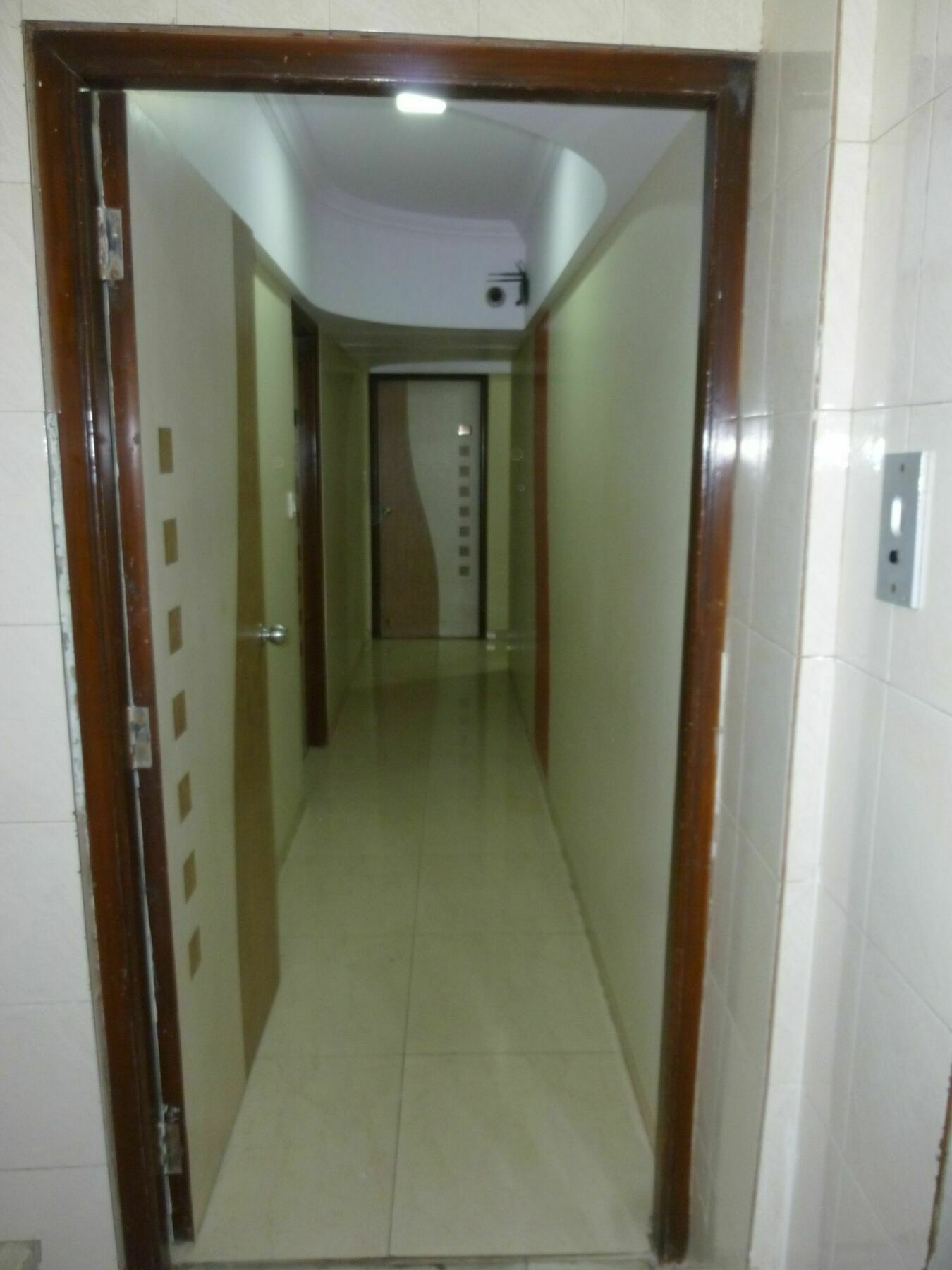 Hotel Mid Town Мумбай Екстериор снимка